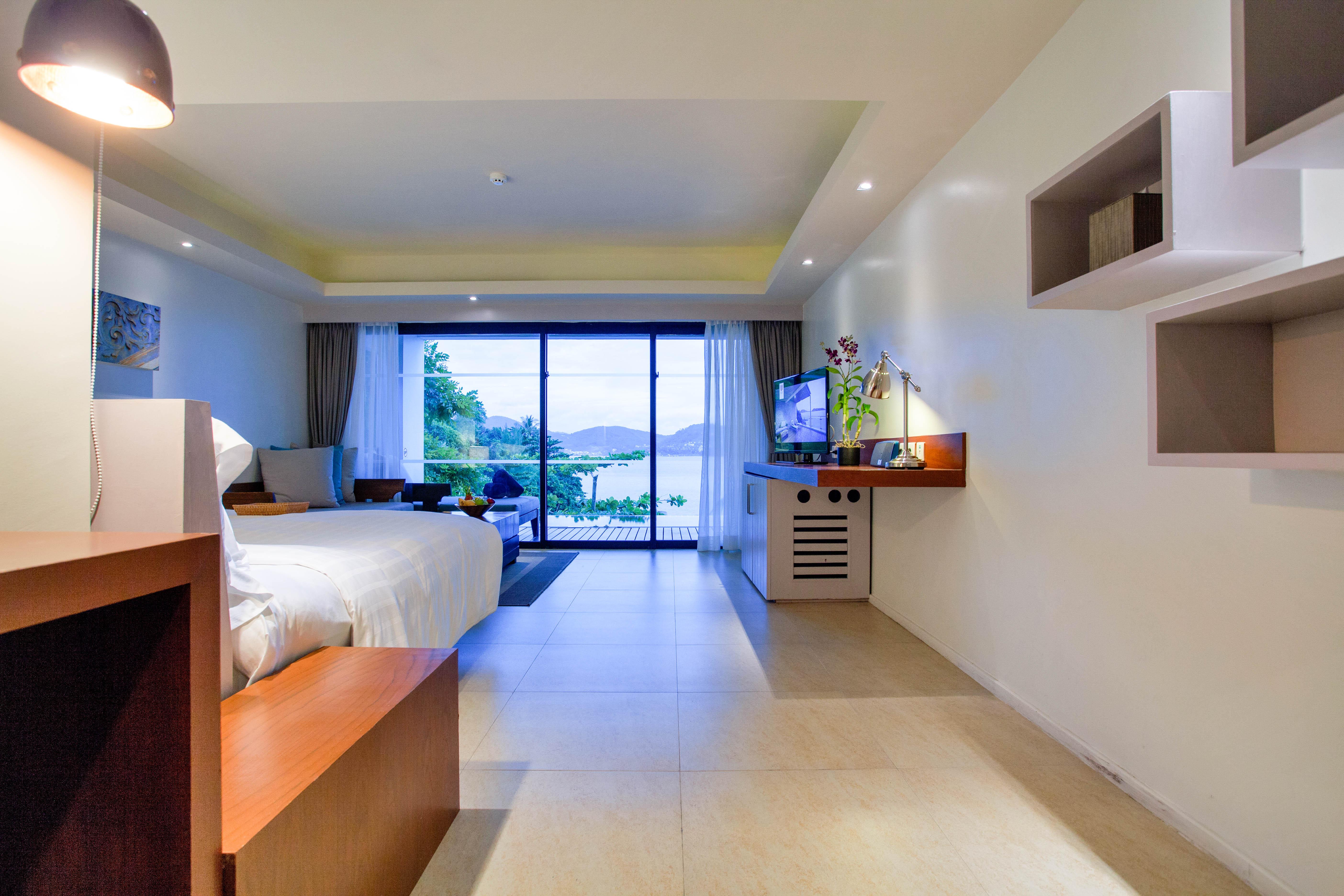 Zenmaya Oceanfront Phuket, Trademark Collection By Wyndham Hotel Patong Exterior photo