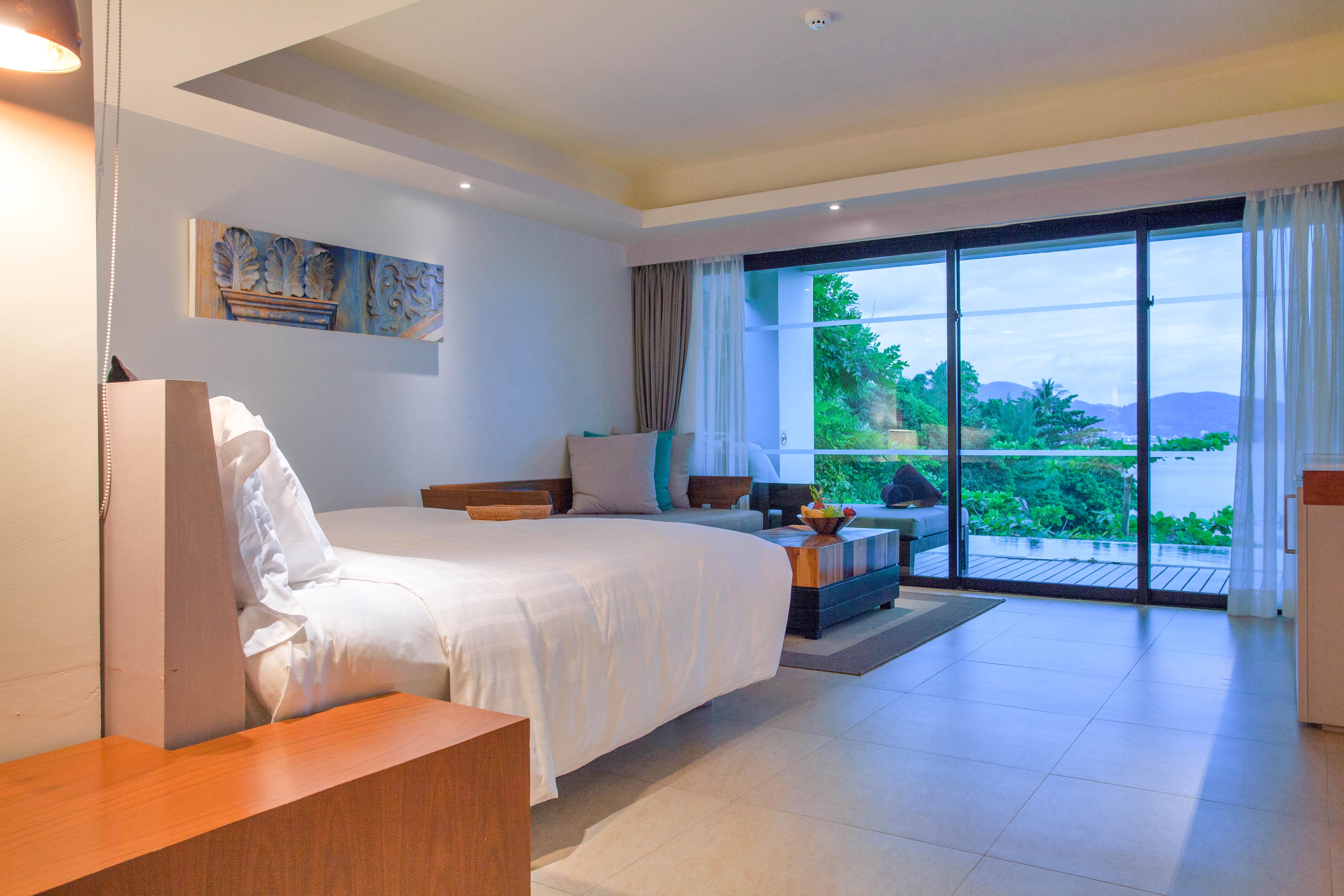 Zenmaya Oceanfront Phuket, Trademark Collection By Wyndham Hotel Patong Exterior photo